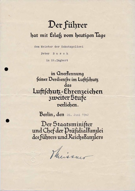 WW2 German Luftschutz Ehrenzeichen 2 stufe Busch Police