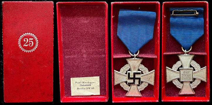 Medals_in_Boxes_and_Bags_files/25YRB1.jpg	WW2 German 25 Year Faithful Service Medal in Box Treuedienst Ehrenzeichen Meybauer
