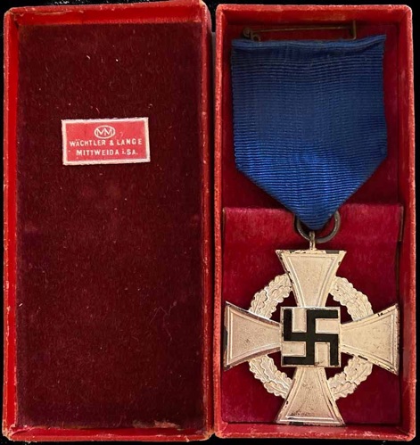 WW2 German 25 Year Faithful Service Medal in Box Waechtler Lange Mittweida
