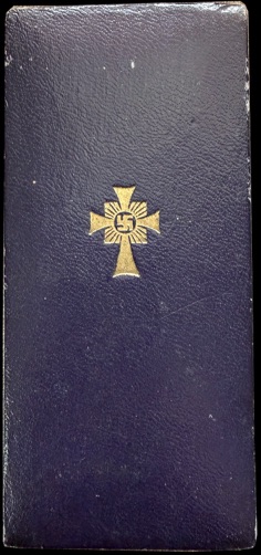 WW2 German Mother's Cross Gold Mutterkreuz Kreuze der Deutschen Mutter