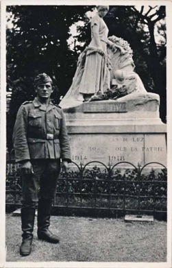 WW2 German Photo Army Gefreiter French WW1 monument
