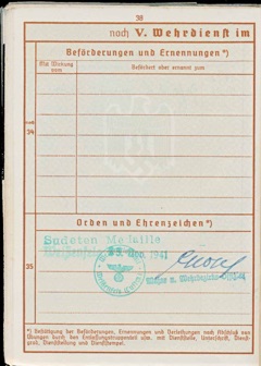 WW2 German Luftwaffe Wehrpass Groeger  Flak 122 days Sudeten Medaille Czech Anschluss