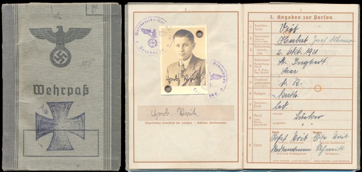 WW2 German Wehrpass Voit Panzer Courier Smolensk